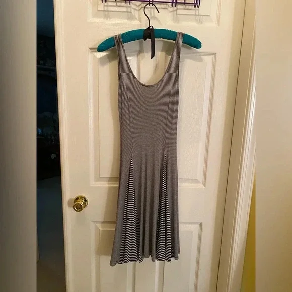 Black and white striped dress NWOT - Picture 1 of 5